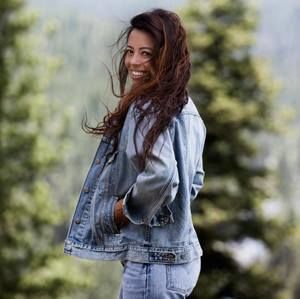 Meet your Posher, Mahallia